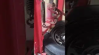 Breaking Tire Bead | Using Hydraulic Press