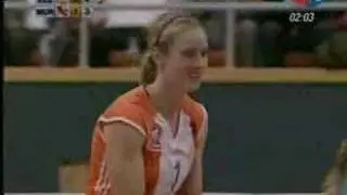 Eczacibasi - Murcia 5.12.07 Nancy Metcalf backrow spike
