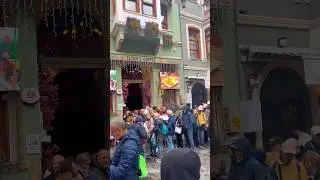 Балат + очередь в кафе