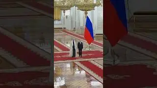 Putin Welcomes Emirati President to Kremlin for Talks