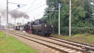 Ty42-107 z pociągiem retro do Tarnowa odjeżdża z Tuchowa