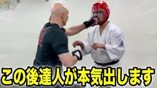 【達人のチェンソーパンチ】は効かないと思うから顔面にもらってもみた