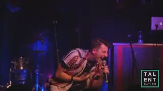 Andrew Leonforte - Somethin's In The Air (Live)