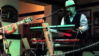 Jelly Bread - Diggin' on the Groove