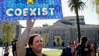 Under pressure, Ariz. governor vetoes controversial bill