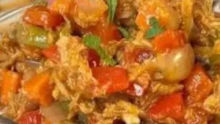 Sweets and Beyond is live making Antipasto de Atun!