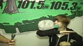Justin Bieber pays a Surprise Visit to Fans on Long Island | PARTY 105 FM