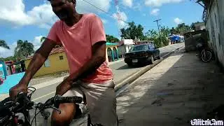 El tiguerito por beberle el trago al Ciego
