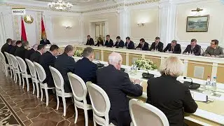 Где и как в Беларуси будут учить профессиям будущего? Подробности совещания во Дворце Независимости