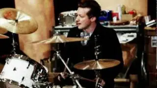 Tré Cool Drumming