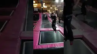 backflip @sprungraum