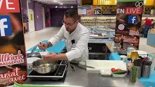 Salade de pâtes au munster frais et magret fumé. Soupe de fruits rouges au poivre.