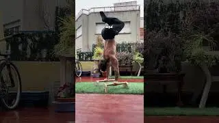 Subida a pino por fuerza desde enanito🙌🏽#consejos #calistenia #planche #handstand