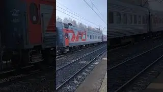 Пдс вагоны в составе под ВЛ10у - 942. #мжд #вл10у #железнаядорога #railway #поезд #бмо #train #yt