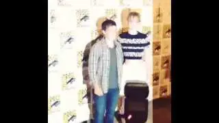 Jennifer Lawrence and Josh Hutcherson at Comic-Con press line!