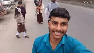 आज हम लोग गए थे खाटू श्याम मंदिर बहुत भीड़ थी