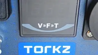 Voltímetro do gerador de energia torkz 