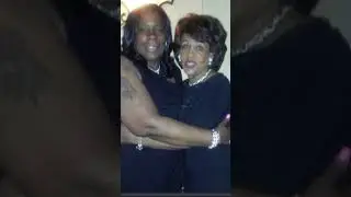 Between #congresswoman #maxinewaters and the Johnson family a change will come #kendrickjohnson