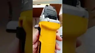 Ушм DeWalt DWE8110S