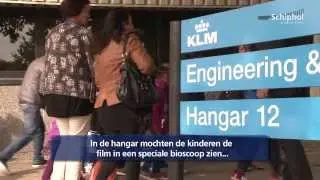 KLM tovert MD-11 vliegtuig om tot bioscoop voor 'Planes'