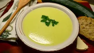 velouté de courgettes à la vache qui rit - cheese zucchini soup
