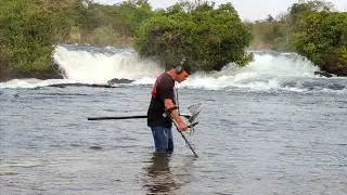 OLHA O OURO QUE ACHEI ABAIXO DA CACHOEIRA