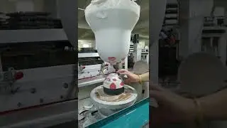 Not Jelly! This Machine Prints Patterns on Bowls #shorts