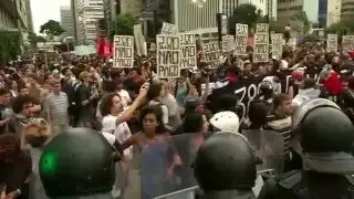Police clash with bus fare protesters in Brazil