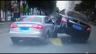 Driving in Asia - Car Accidents Compilation 2015 (3)