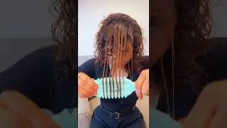 Viral bounce curl brush