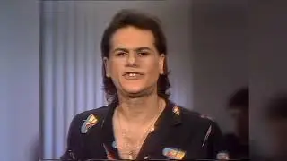K.C. & The Sunshine Band - Give It Up -  (1982)