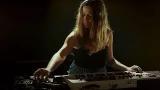 CARLA BOREGAS &bull; AM&eacute;RICA