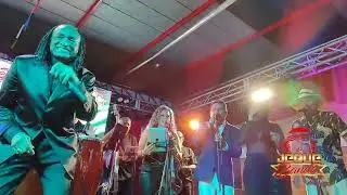 YO SOY ASÍ. EL JEQUE Y SU BANDA 