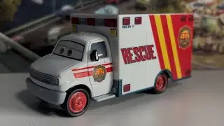 Mattel Disney Pixar Cars 3 Diecast - Race & Rescue Morgan Martins (Race Medic No. 017 Ambulance)
