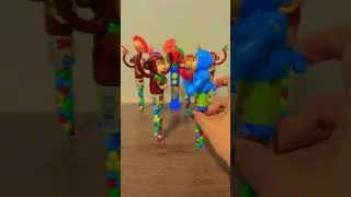 MOST SATISFYING WACKY MONKEY TOY FILLED WITH CANDY #toys #trending #trending #viral #shortvideo