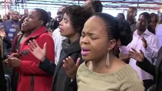 WOSHIP WITH PROPHETESS T.E MAKANANISA