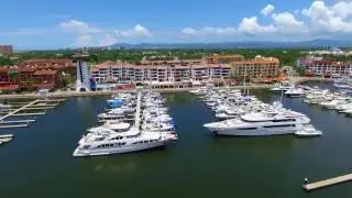Bay View Grand &middot; Marina &middot; Puerto Vallarta &middot; 2 recamaras &middot; USD$3,500 por mes
