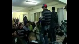 الفنان بشير المسلاتي مع جماهير نادي الاخضر البيضاء.mp4