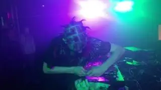 Mark EG'S vinyl set @ Premonition March 2017