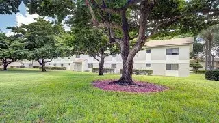 304 Gardens Dr, Pompano Beach, FL Presented by Desare Kohn-Laski.