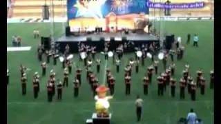 ¿Que banda toca mejor la canción?-My president is black.