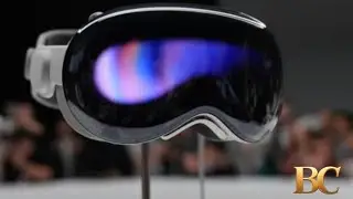 По сообщениям, Apple сокращает производство гарнитуры Vision Pro из-за низких продаж.