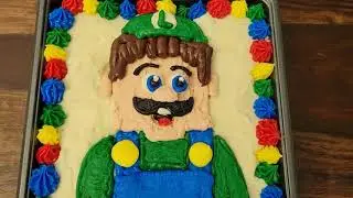 Homemade Luigi Lego pull apart cupcake cake! Did I nail it? Home baker - allergy friendly