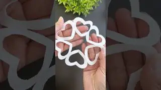 DIY Super Easy Heart Shaped Paper Snowflake #diy #papercraft #papersnowflake