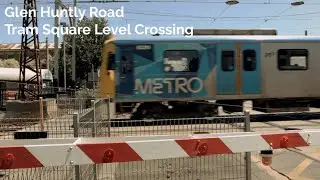 Melbourne Trains and Trams: Glen Huntly Road Tram Square Level Crossing