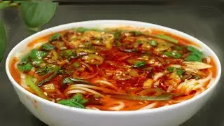 এই ঠান্ডার দিনে রোগ প্রতিরোধ ক্ষমতা বাড়াতে খুবই সজজে বানিয়ে ফেলুন দারুন মজার চাইনিজ হট অয়েল স্যুপ |