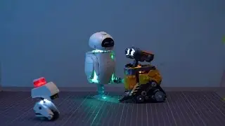 Lighting up LEGO 43279 WALL&middot;E & EVE. #lego&nbsp;#afol&nbsp;#rlfm&nbsp;#43279&nbsp;#disney #walle #brickbling 