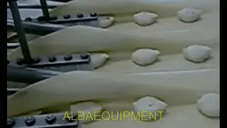 ALBA puff pastry make-up table