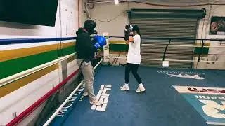 #boxing #fun boxing my boyfriend #boxingmyboyfriend 