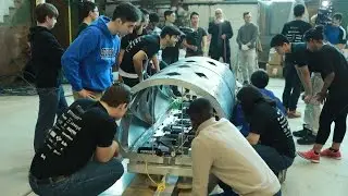 Команда Ватерлоо готовится к соревнованиям по гиперпетле в SpaceX